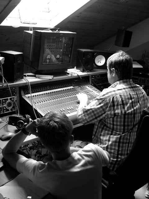 f_studio0306_tom+franz.jpg